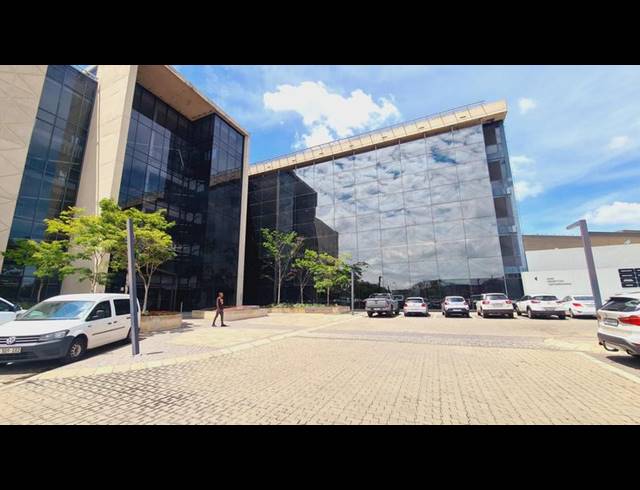 BUSINESS PROPERTY TO RENT IN MENLYN